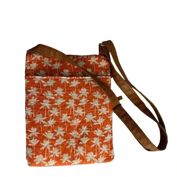 Stone Mountain crossbody purse orange palm tree print quilted - Picture 6 of 12